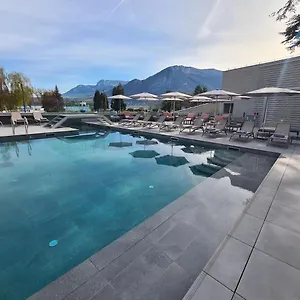Le Pélican 4*, Annecy France