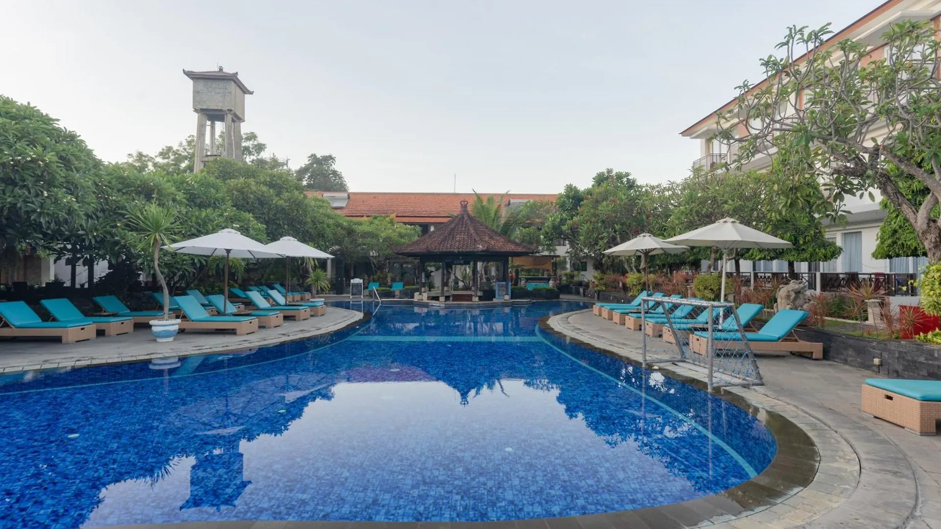 Kuta Beach Club Hotel 4*, Kuta Lombok Indonesien