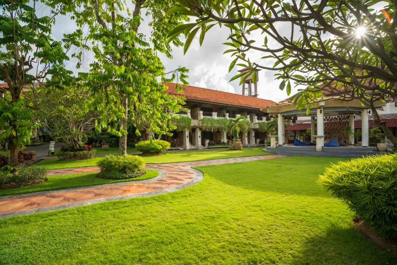 Kuta Beach Club Hotel 4*, Kuta Lombok